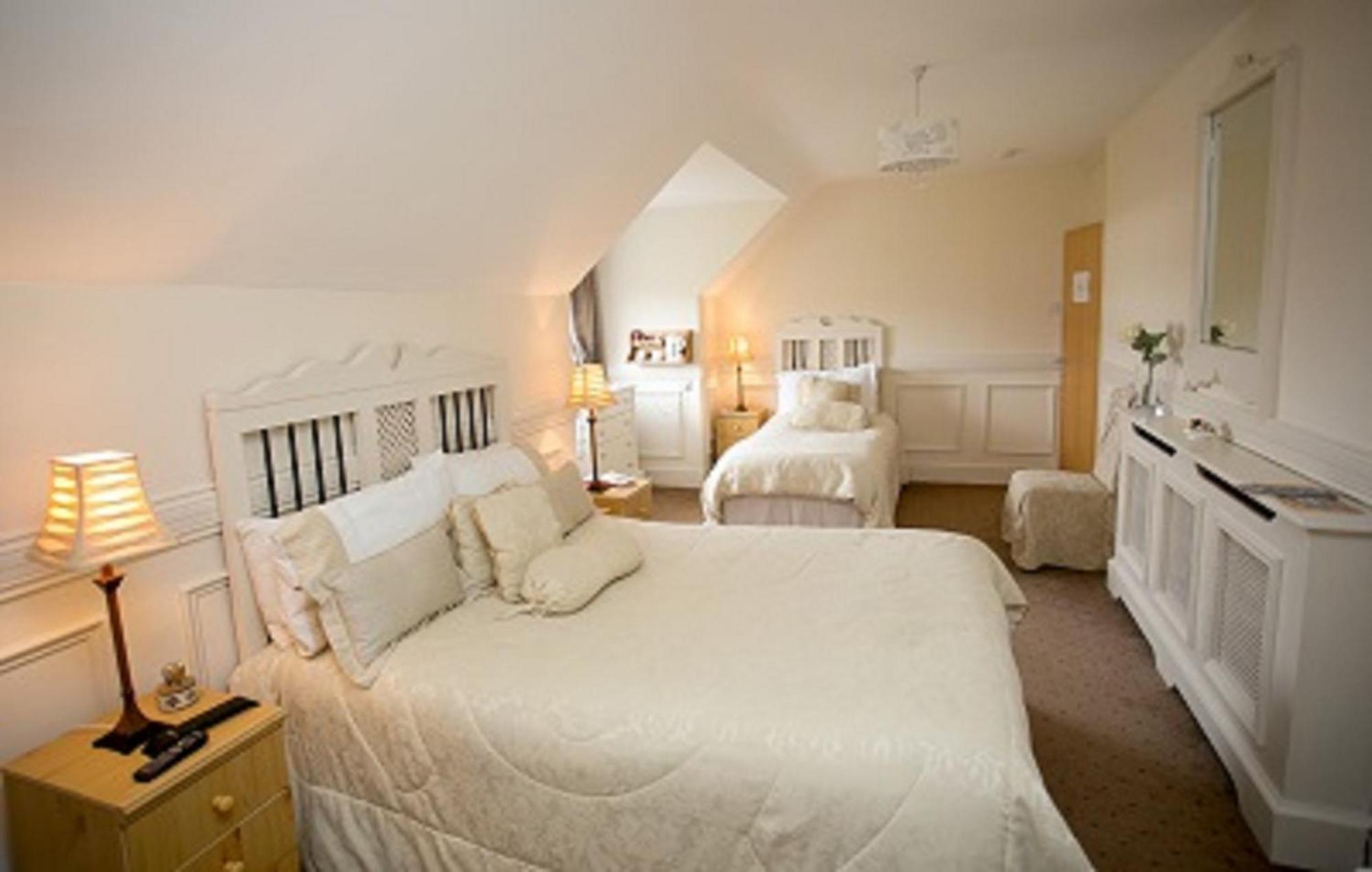 San Juan B&B Cloghran Oda fotoğraf
