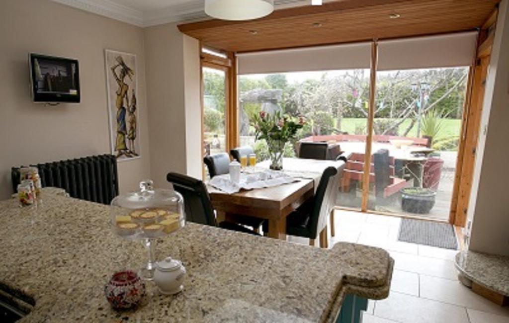 San Juan B&B Cloghran Dış mekan fotoğraf